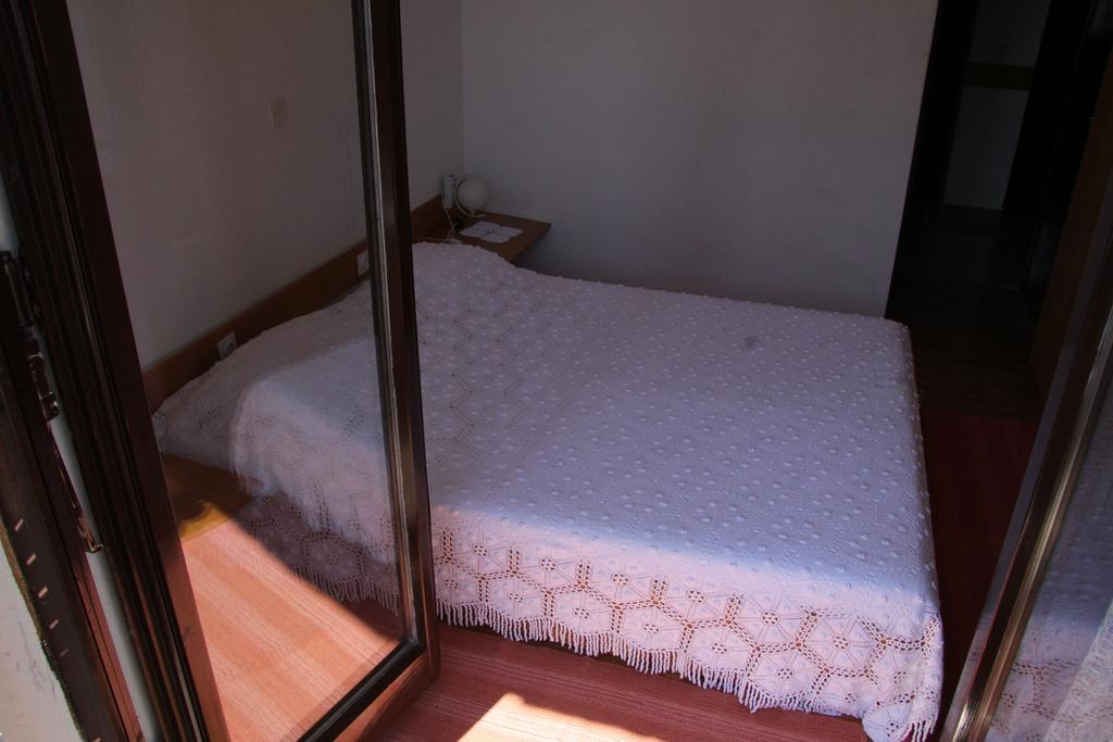 Novalja Guesthouse Economy Rooms Buitenkant foto